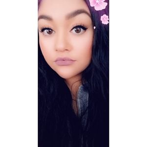 Meet your Posher, Karla